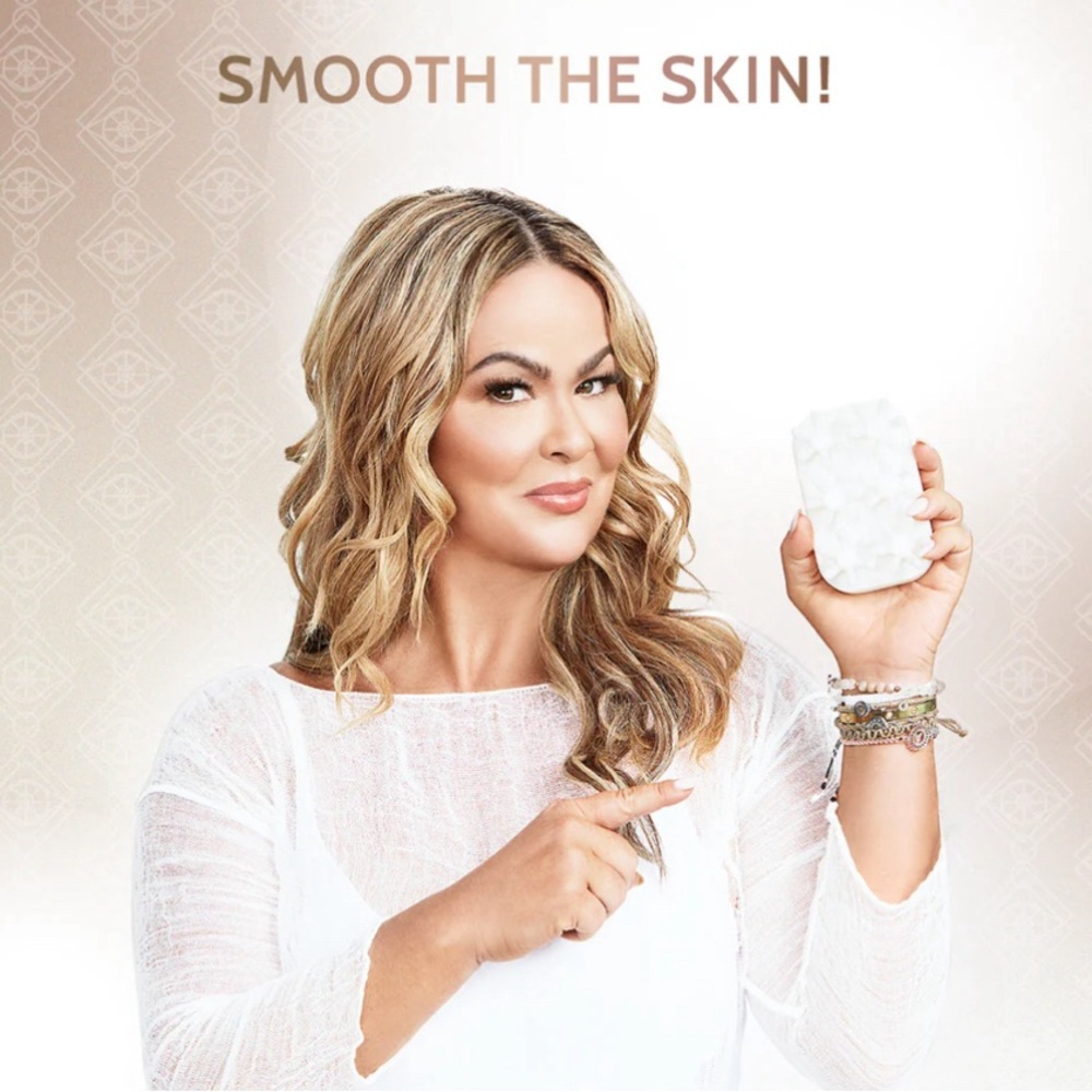 The ProBlaster FasciaBlasting in the palm of your hand